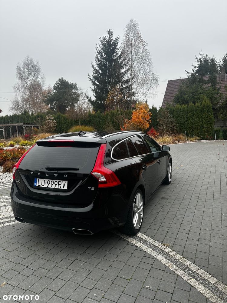 Volvo V60 T5 Drive-E Momentum - 7
