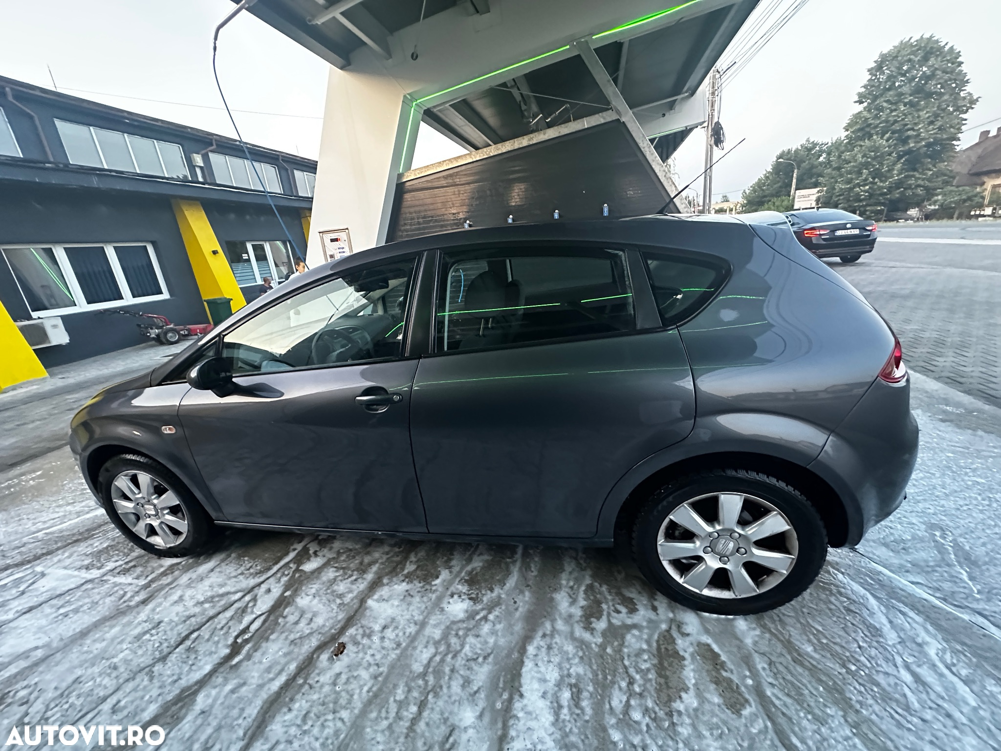 Seat Leon 1.9 TDI DPF Comfort Limited - 4