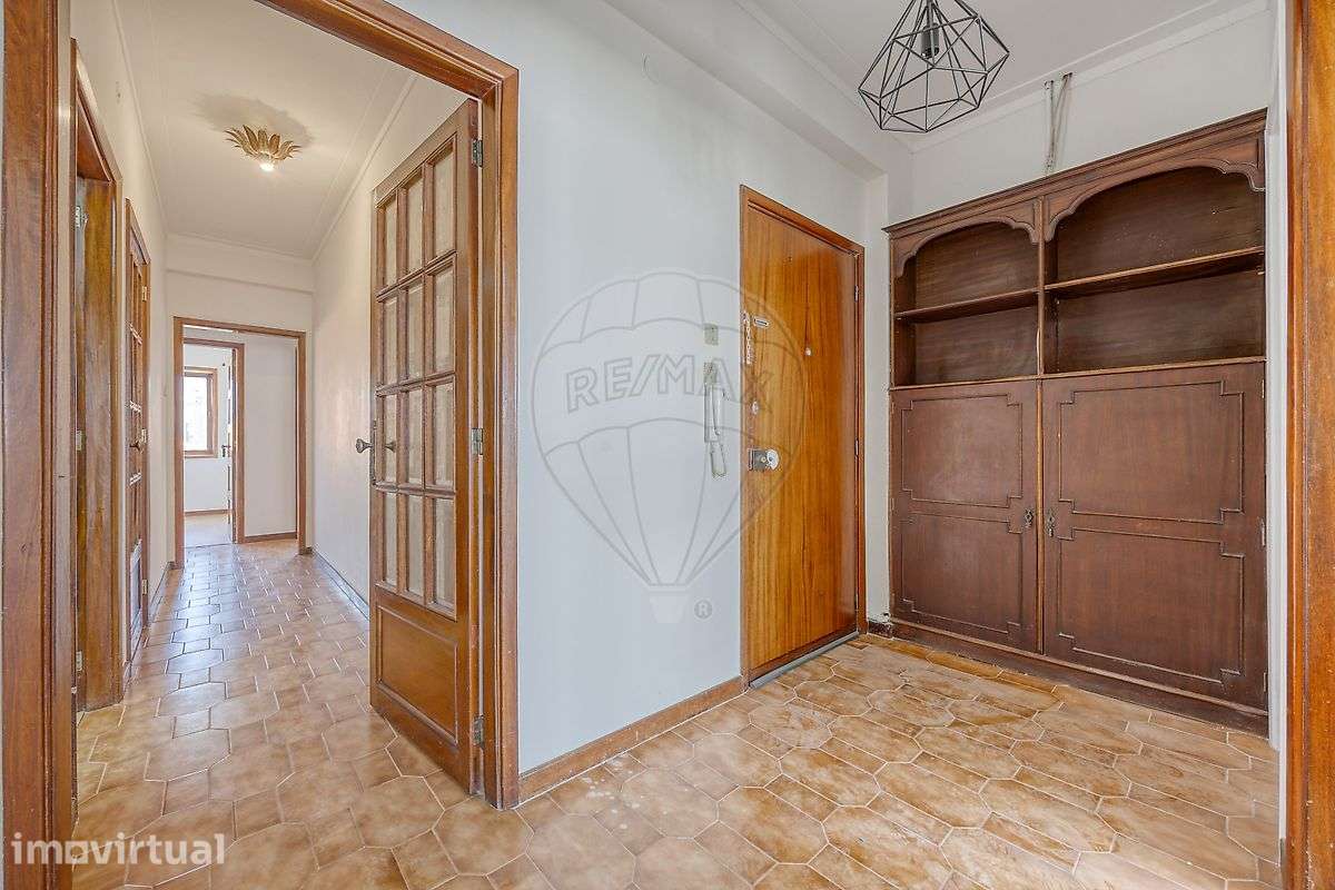 Apartamento T2 para arrendamento - Grande imagem: 2/21