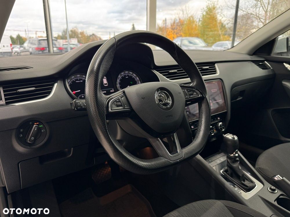 Skoda Octavia 2.0 TDI Style DSG - 8