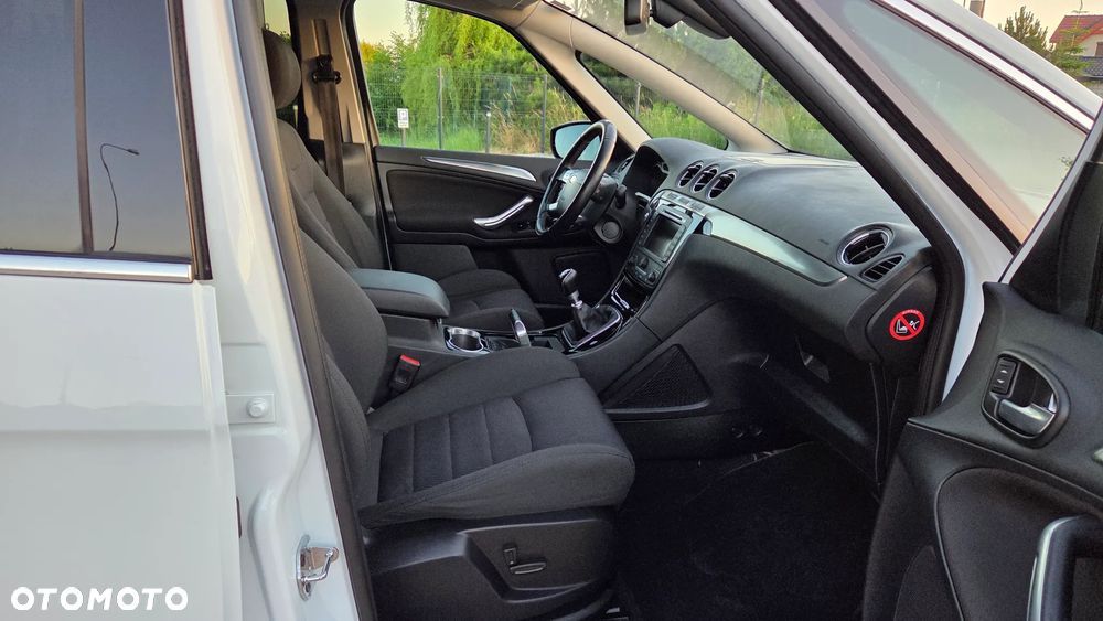 Ford S-Max 1.6 T Titanium - 22