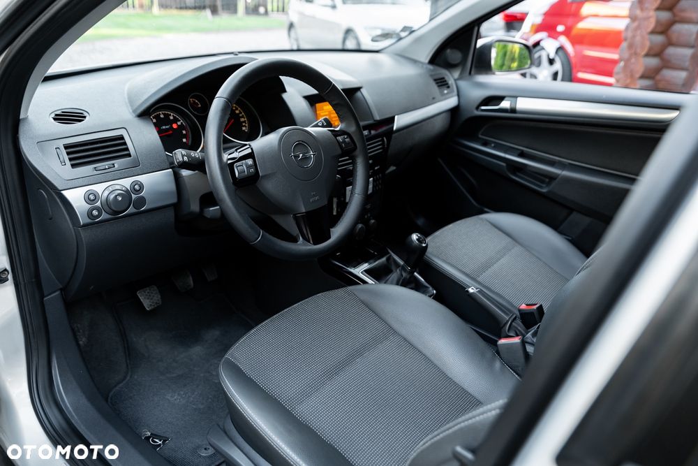 Opel Astra 1.4 Comfort / Cool - 16