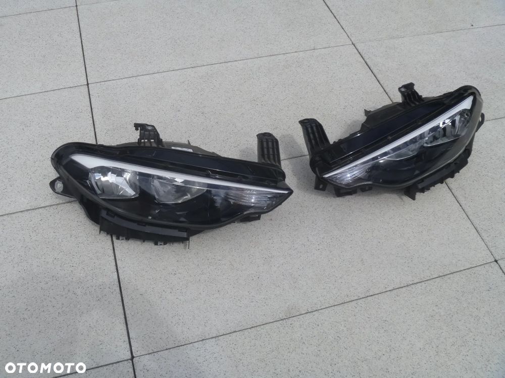 FIAT TIPO II KOMBI HB ZDERZAK PRZEDNI ŁADNY 735631451 - 9