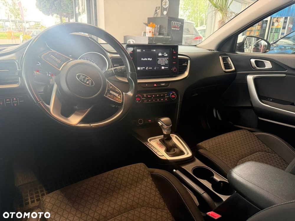 Kia Ceed - 14