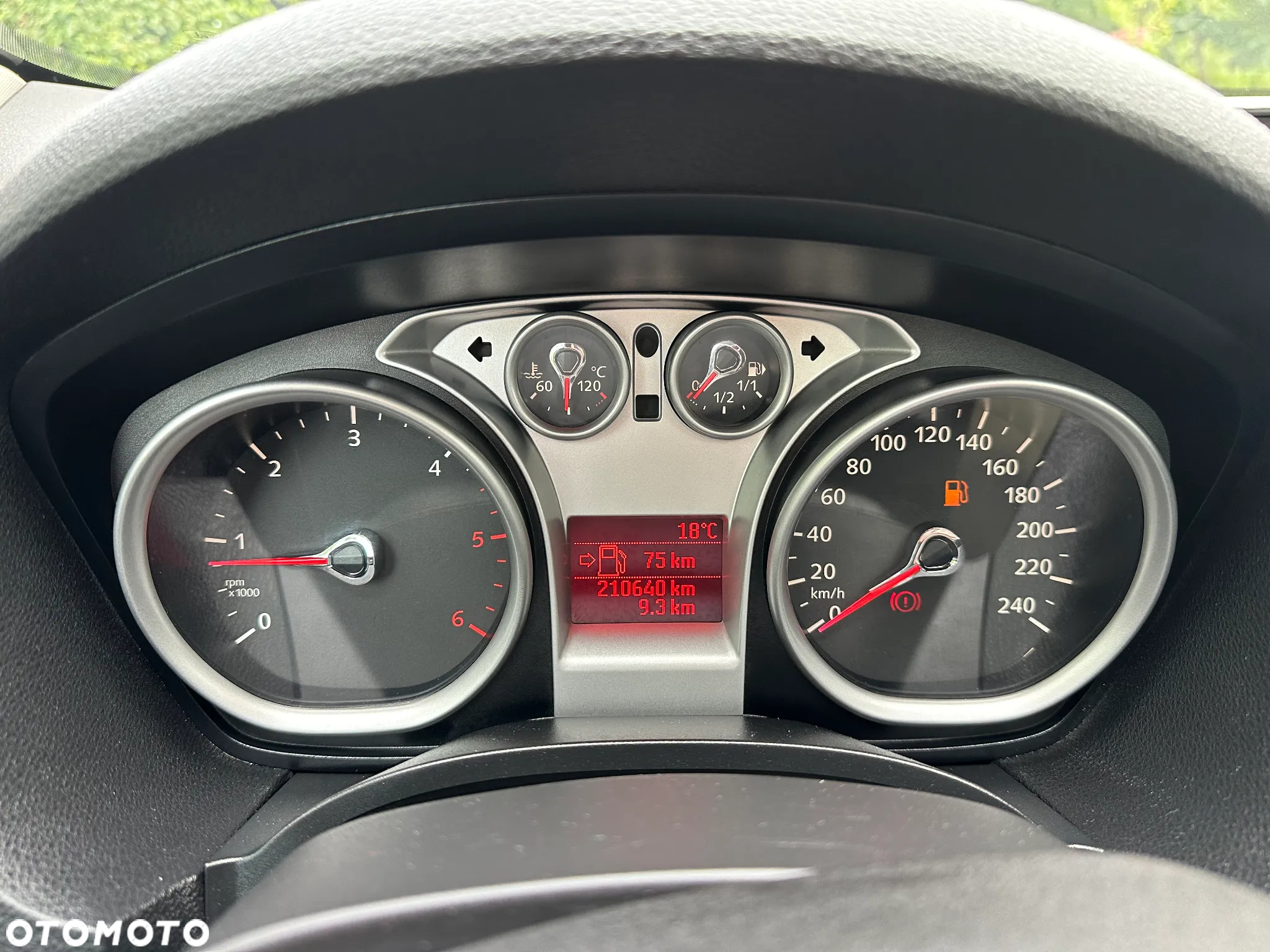 Ford Kuga 2.0 TDCi 4WD Titanium - 37
