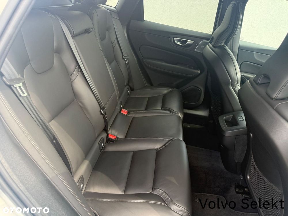 Volvo XC 60 - 31
