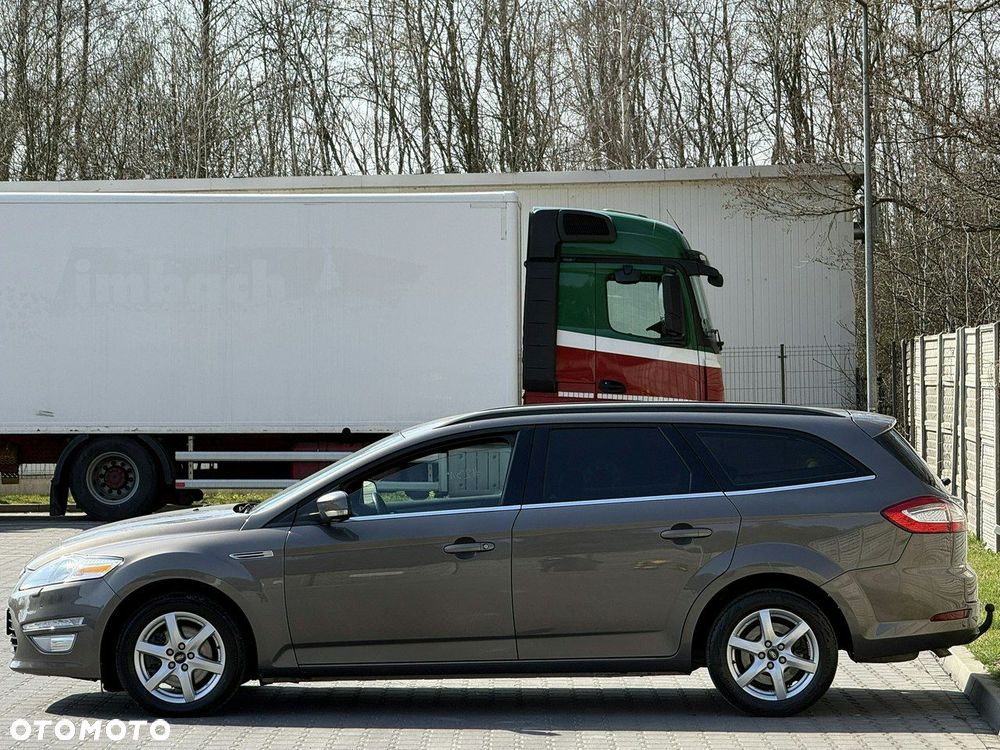 Ford Mondeo 2.0 TDCi Titanium - 23