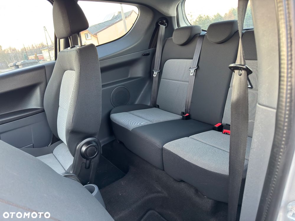 Mitsubishi Colt - 14