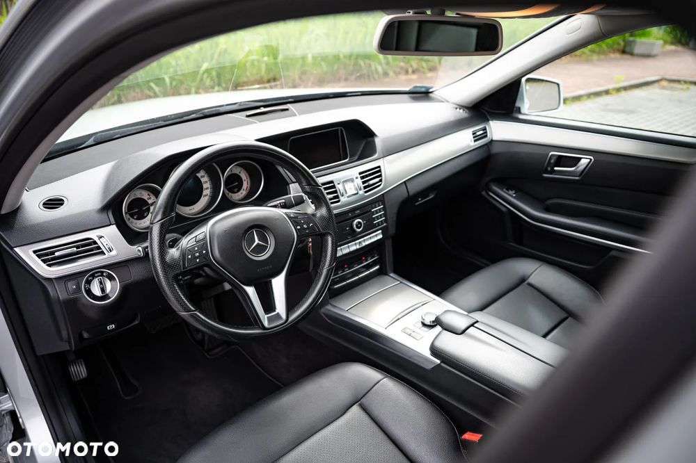 Mercedes-Benz Klasa E 220 BlueTEC 4-Matic Avantgarde - 13