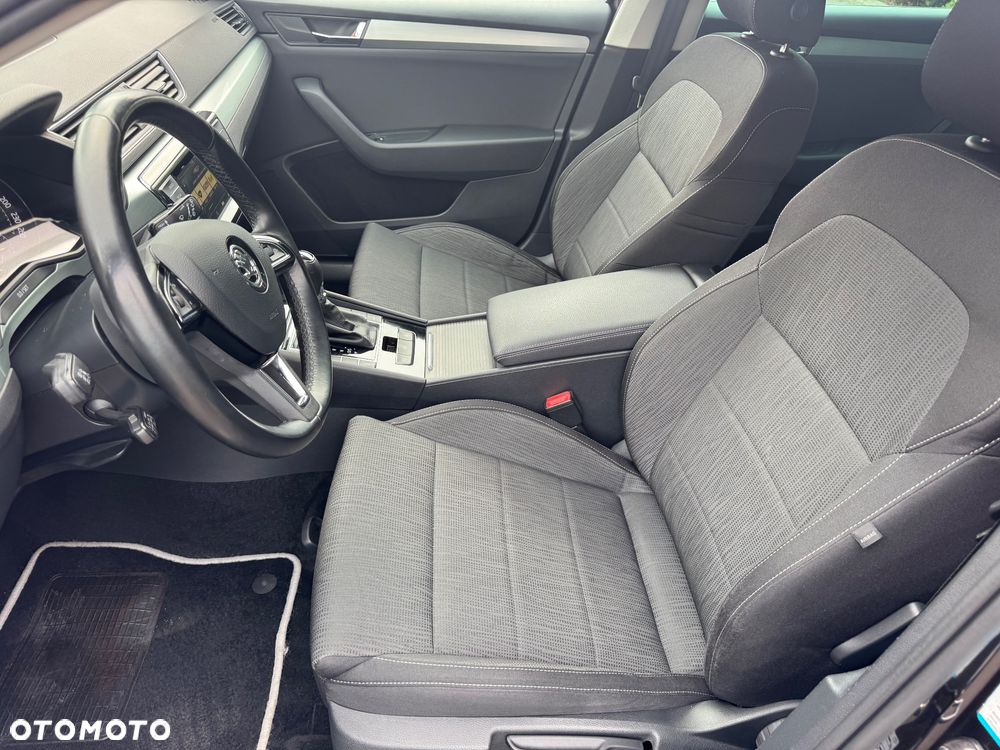 Skoda Superb 2.0 TDI DSG Ambition - 24