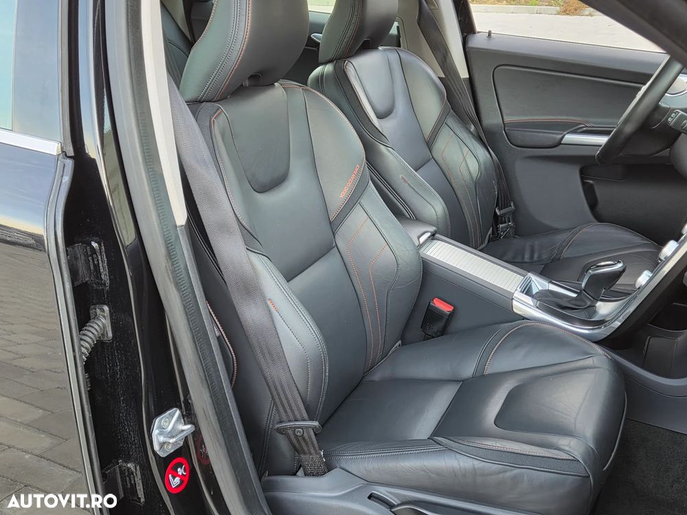 Volvo XC 60 D4 Geartronic Ocean Race - 18