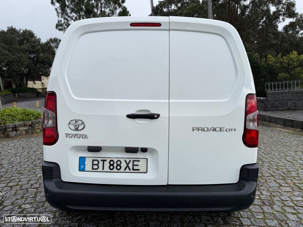 Toyota Proace City / 1.5D 100CV D4D - 7
