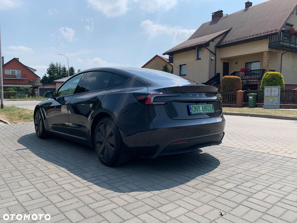 Tesla Model 3 AWD - 9