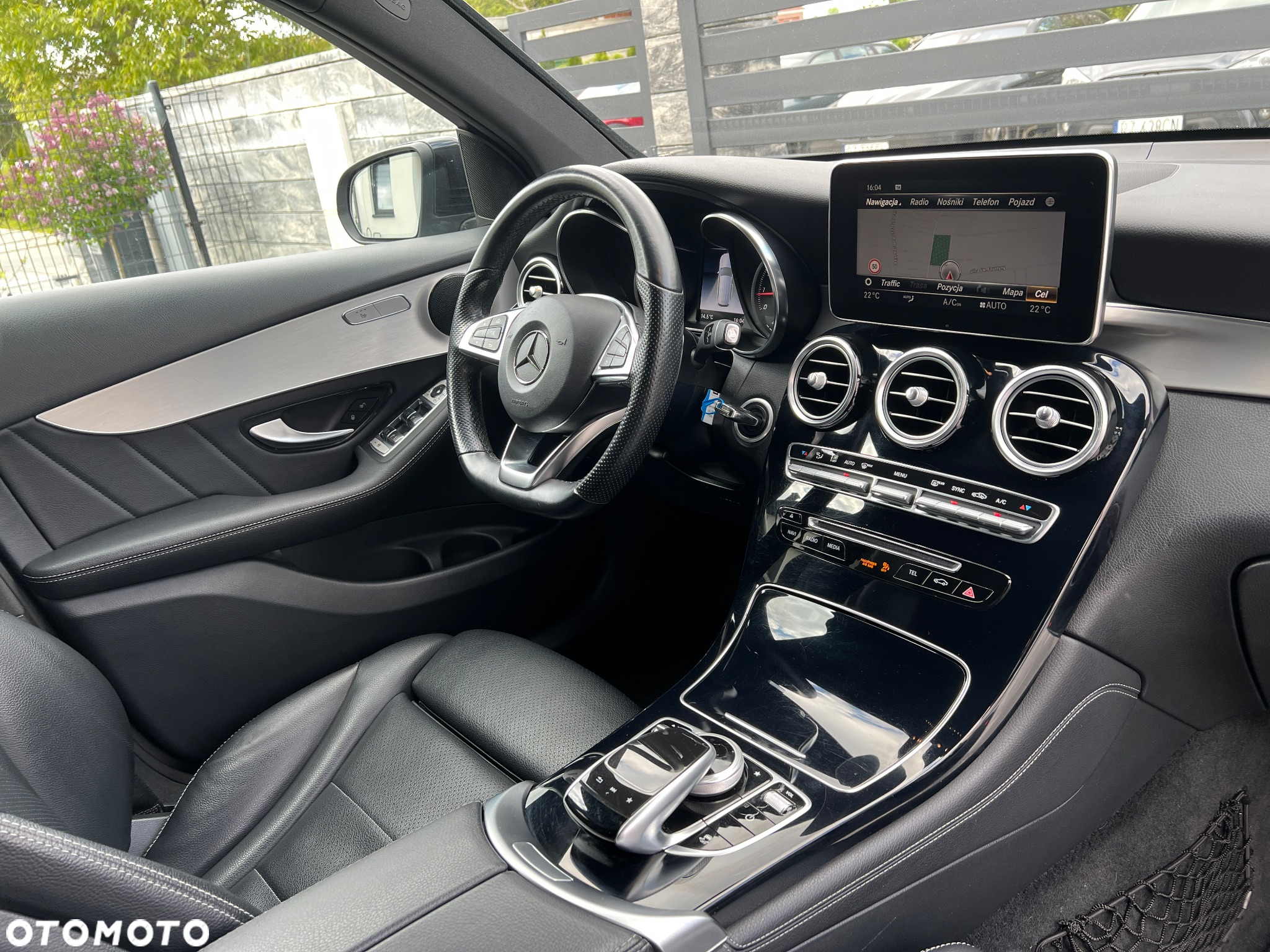 Mercedes-Benz GLC 250 4Matic 9G-TRONIC AMG Line - 20