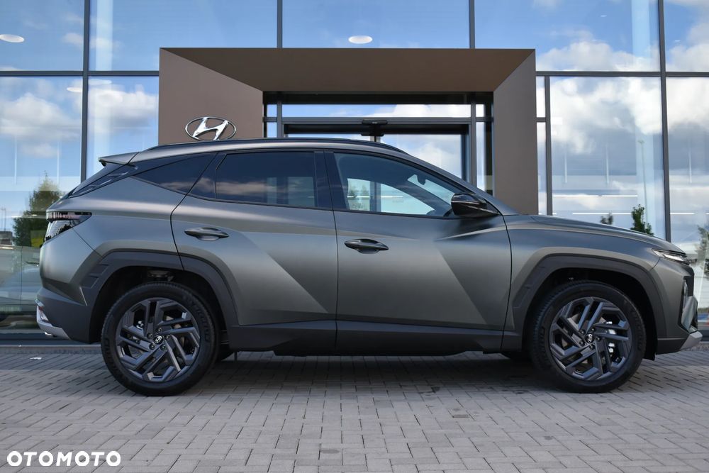Hyundai Tucson 1.6 T-GDi HEV Smart Black 4WD - 7
