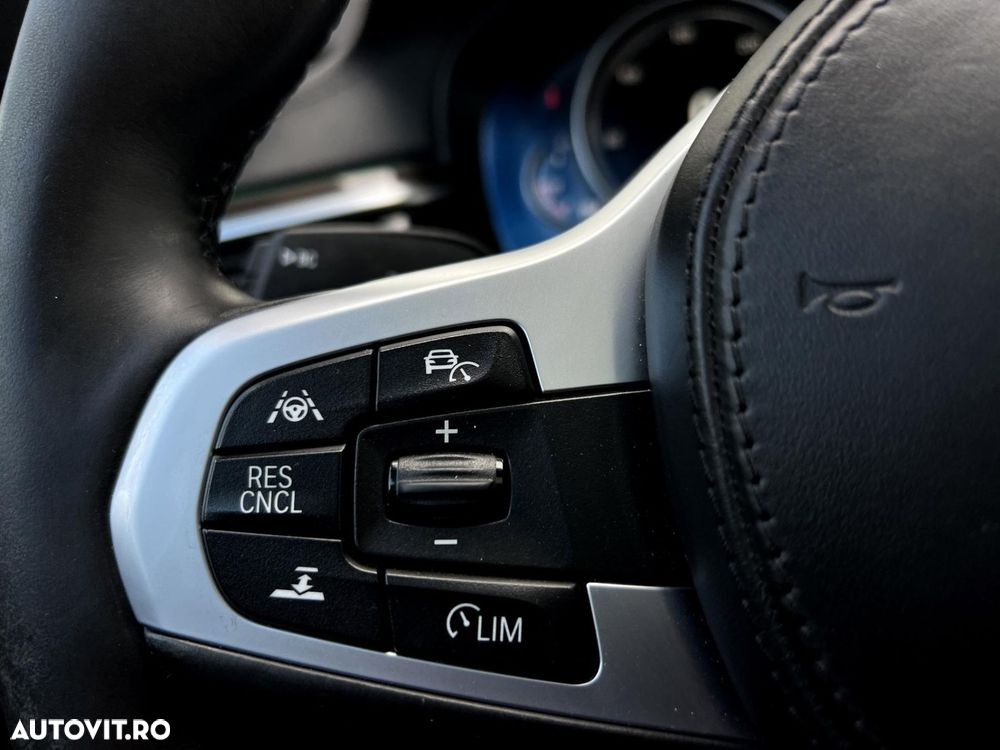 BMW Seria 5 530e AT PHEV - 28