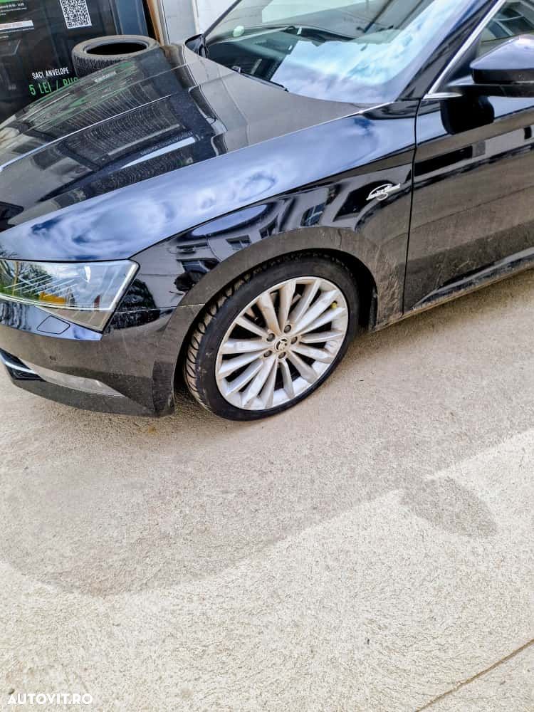 Skoda Superb 2.0 TSI 4X4 DSG L&K - 3