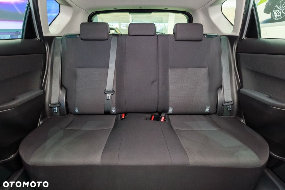 Toyota Auris - 16