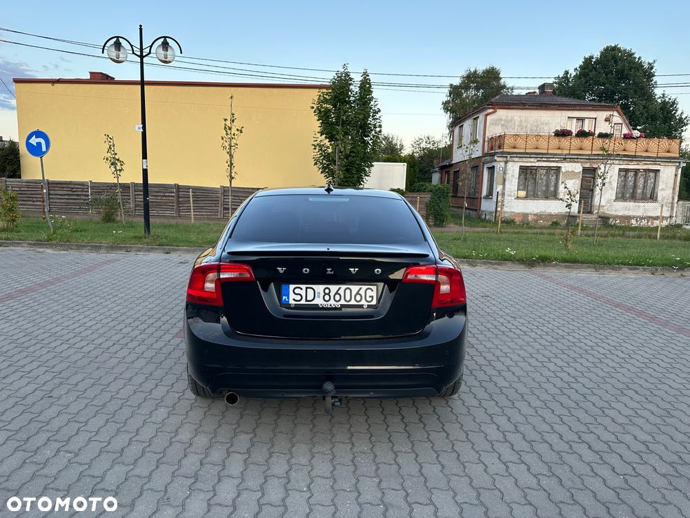 Volvo S60 D3 Drive-E R-Design Momentum - 9