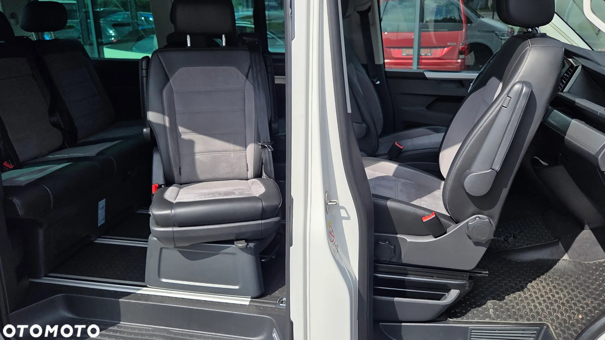Volkswagen California - 23