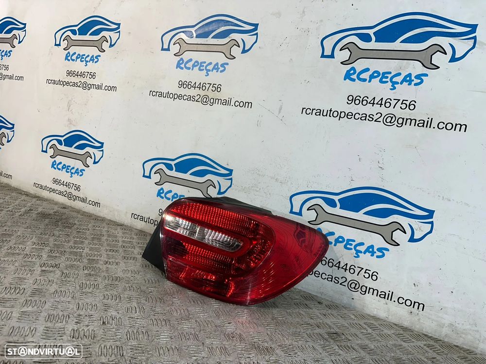 .Conjunto Farolins Tras Traseiros Esquerdo Direito Originais Mercedes Benz Classe A W176 2012 - 2018 - 12