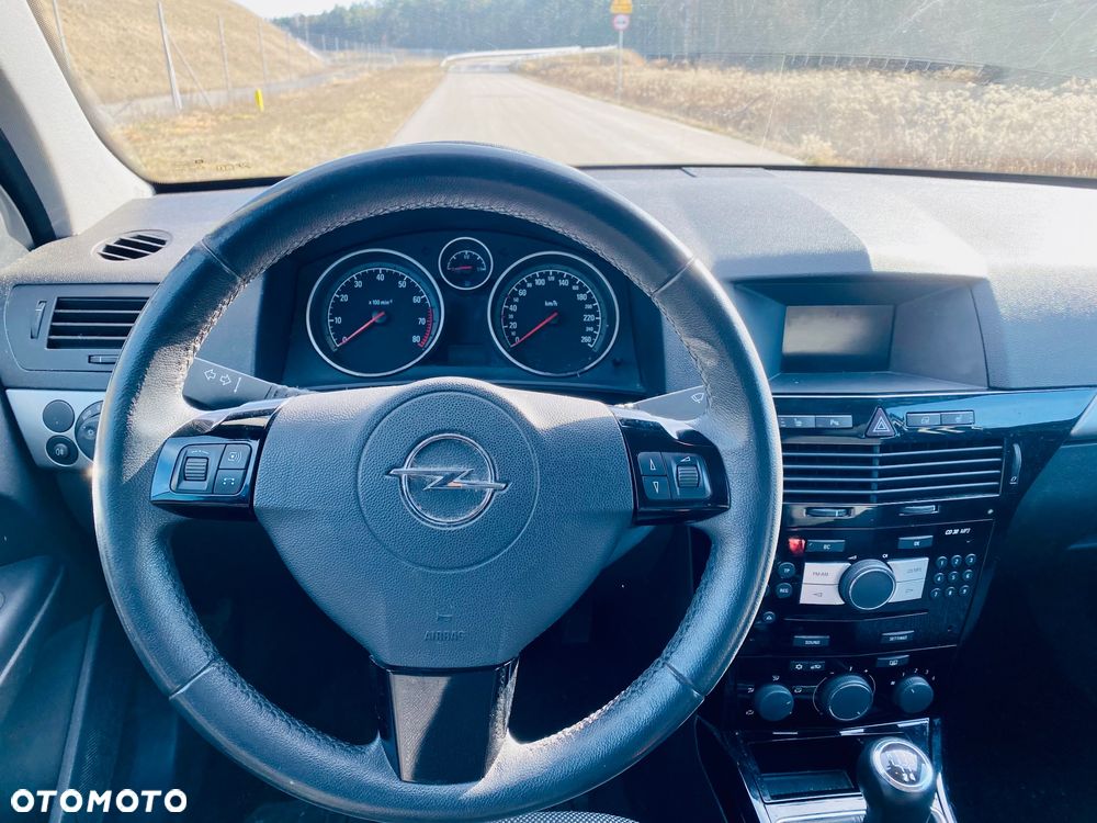 Opel Astra 1.8 Edition 111 Jahre - 38