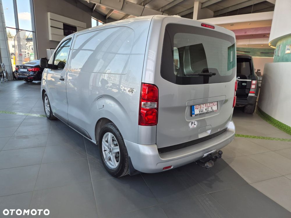 Toyota ProAce 1.6 / L1H1 / AUTOMAT / BEZWYPADKOWY / SERWISOWANY / KSIĄŻKA SERWISOWA / STAN IDEALNY / KRÓTKI / ALUFELGI - 11