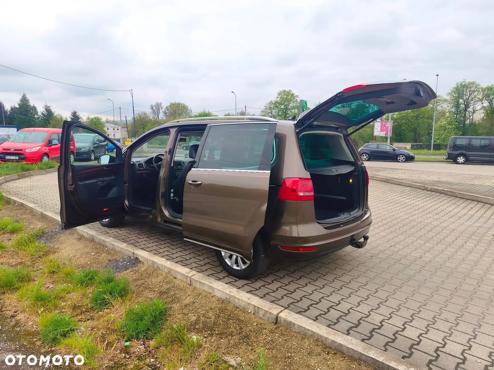 Volkswagen Sharan 2.0 TDI DSG Blue Motion Highline - 18