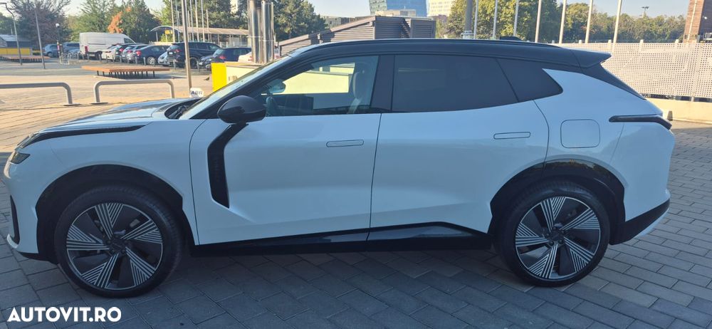 Lynk&Co 08 - 4