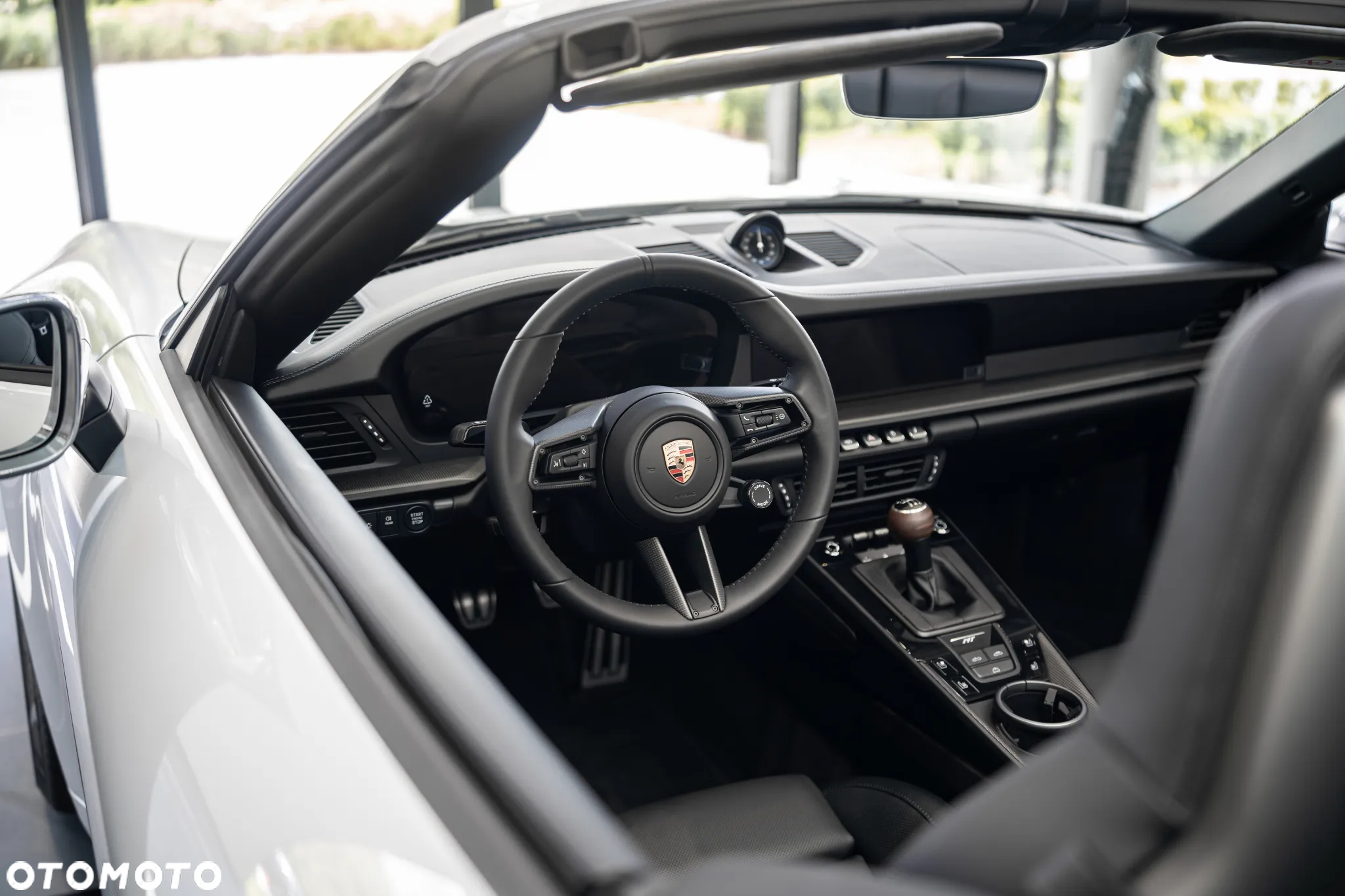 Porsche 911 Carrera T - 11