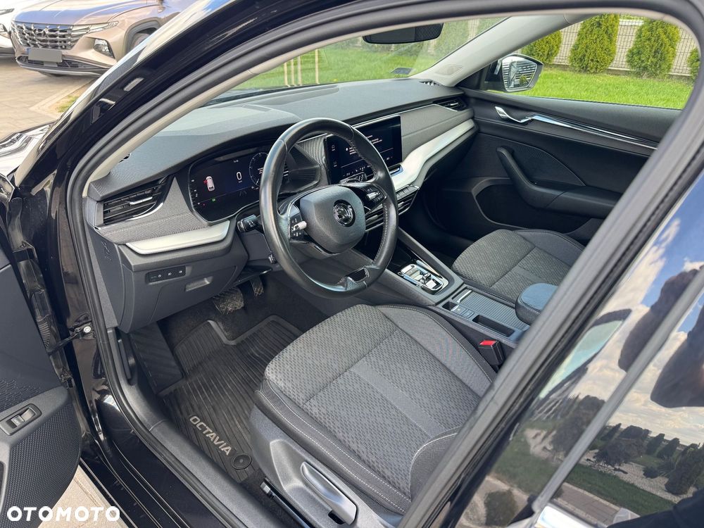 Skoda Octavia 2.0 TDI SCR Style DSG - 9
