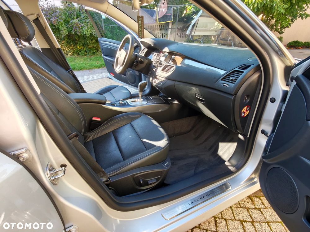 Renault Laguna 2.0 16V Turbo Initiale - 23
