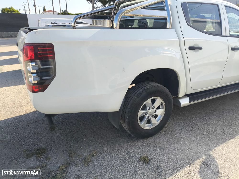 Mitsubishi L200 2.3 DI-D CD Invite Strakar Look 2WD - 2