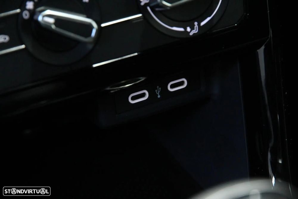 VW T-Cross - 16