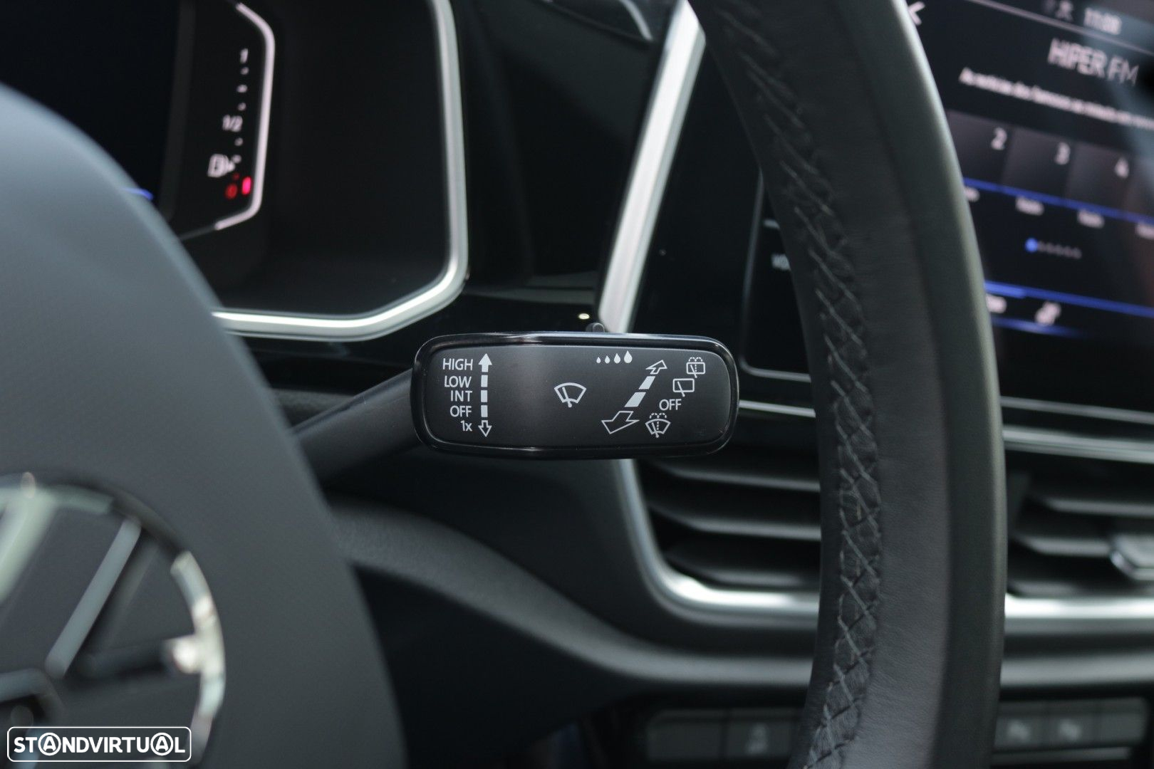 VW T-Roc 2.0 TDI R-Line DSG - 41