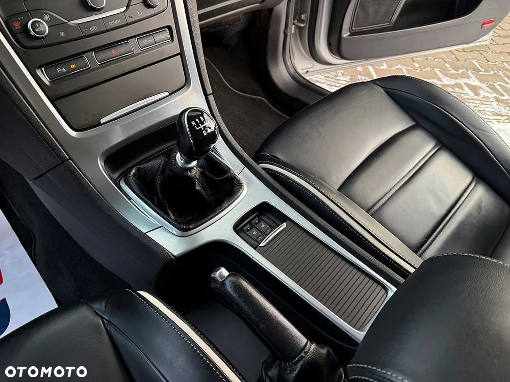 Ford Mondeo 2.0 TDCi Titanium S - 34