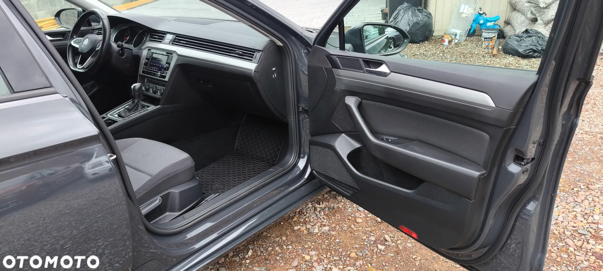 Volkswagen Passat - 20