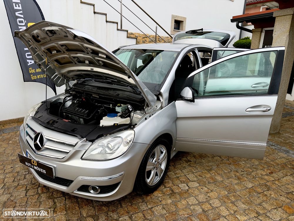 Mercedes-Benz B 180 CDI - 28