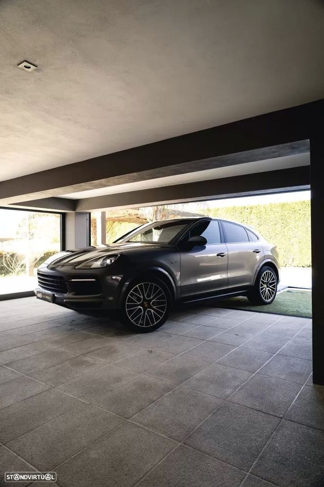 Porsche Cayenne Coupé E-Hybrid Platinum Edition - 4