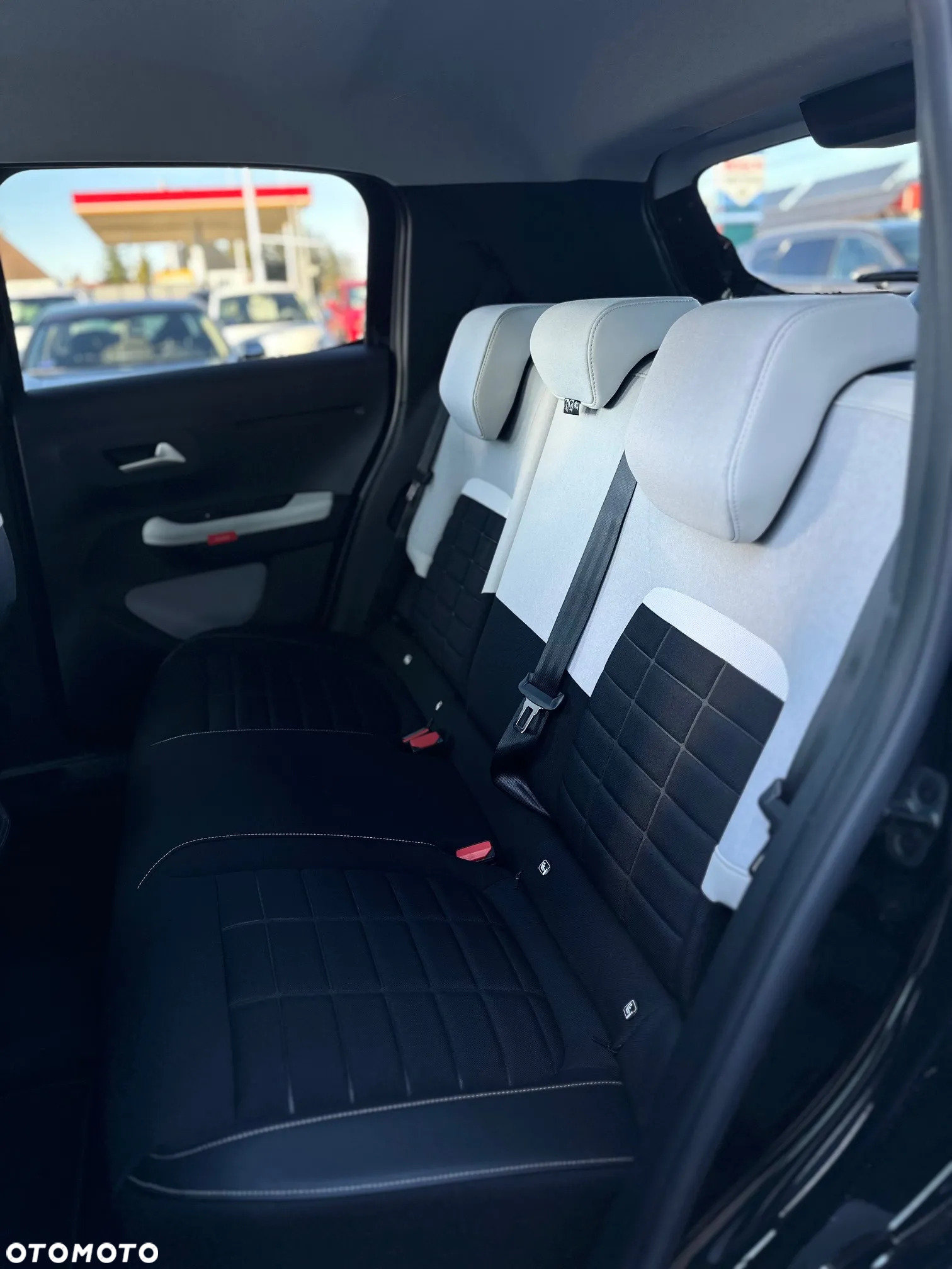 Citroën C3 e-C3 EV113 44kWh Max - 14