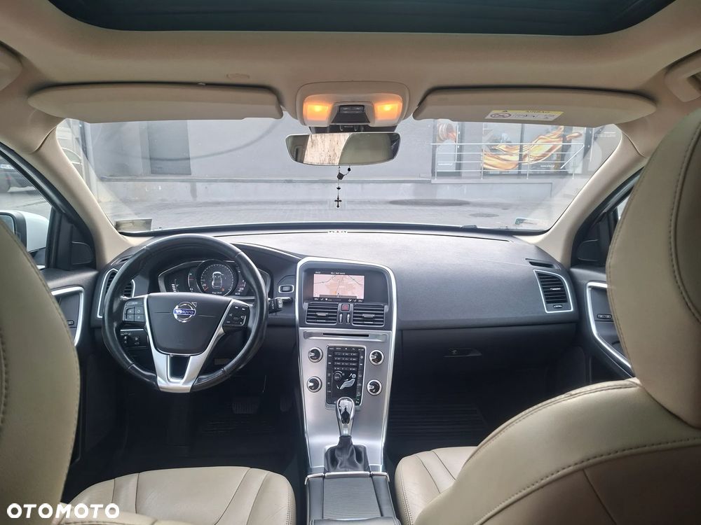 Volvo XC 60 - 8