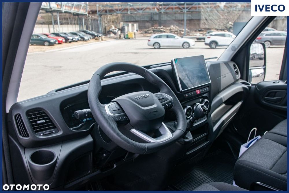 Iveco Daily 35S18 Zabudowa 10EP 3.0 180KM - 18