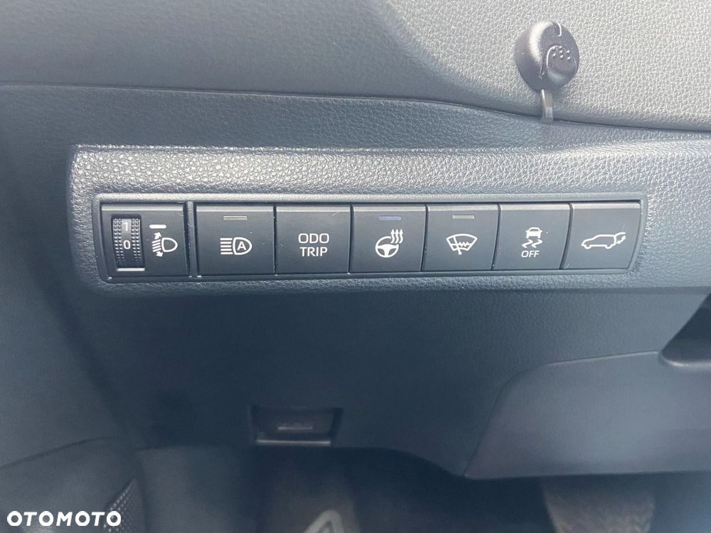 Toyota Corolla 2.0 Hybrid GR Sport Dynamic - 17