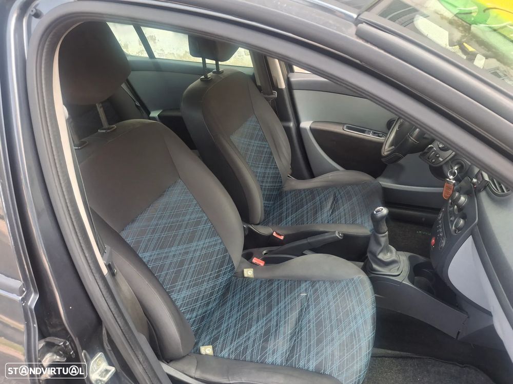 Renault Clio 1.5 dCi Confort - 12