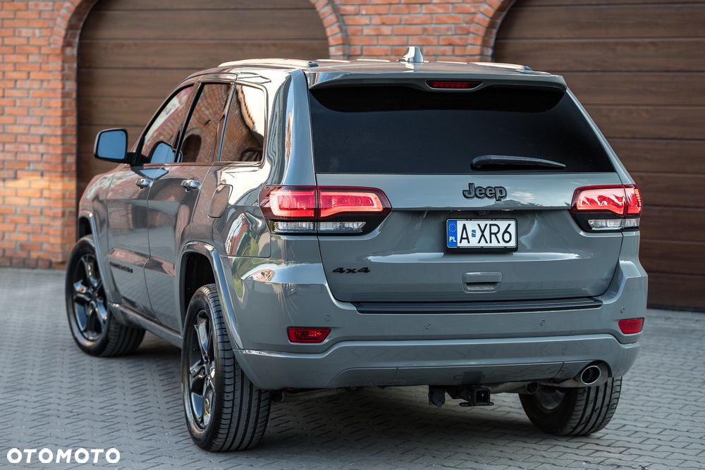 Jeep Grand Cherokee - 6