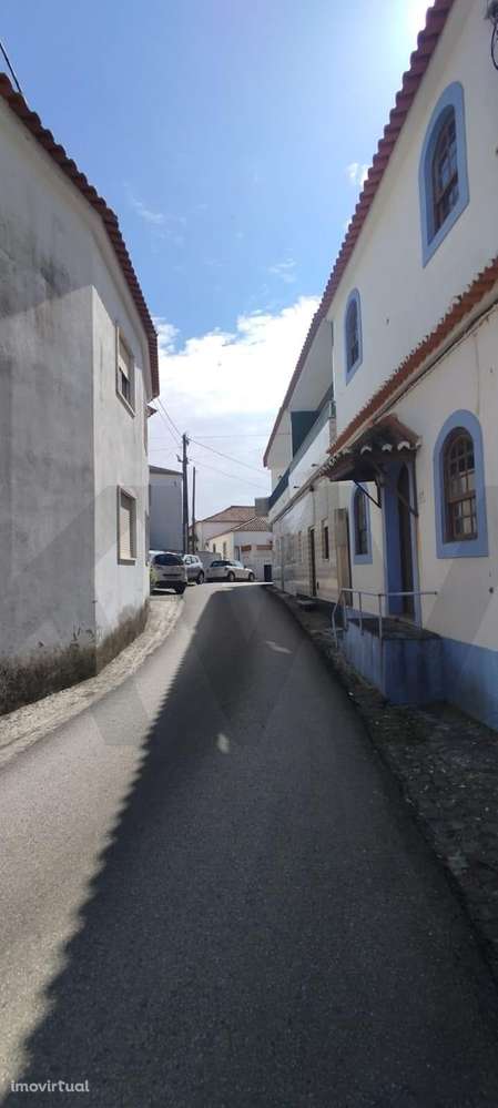 MORADIA ISOLADA T5 COM GARAGEM E LOGRADOURO VENDE-SE . ENCARNAÇAO - MA - Grande imagem: 3/28