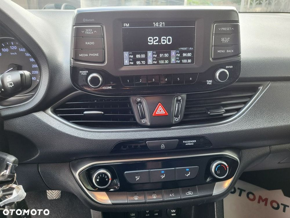 Hyundai i30 - 25