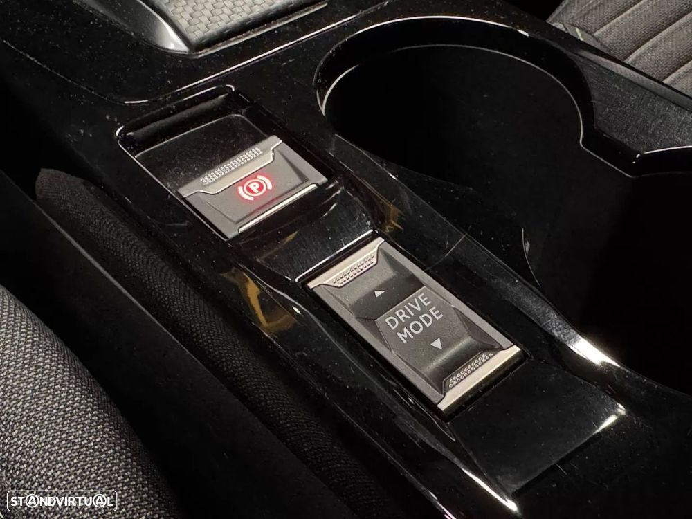 Peugeot e-208 50 kWh Active Pack - 26