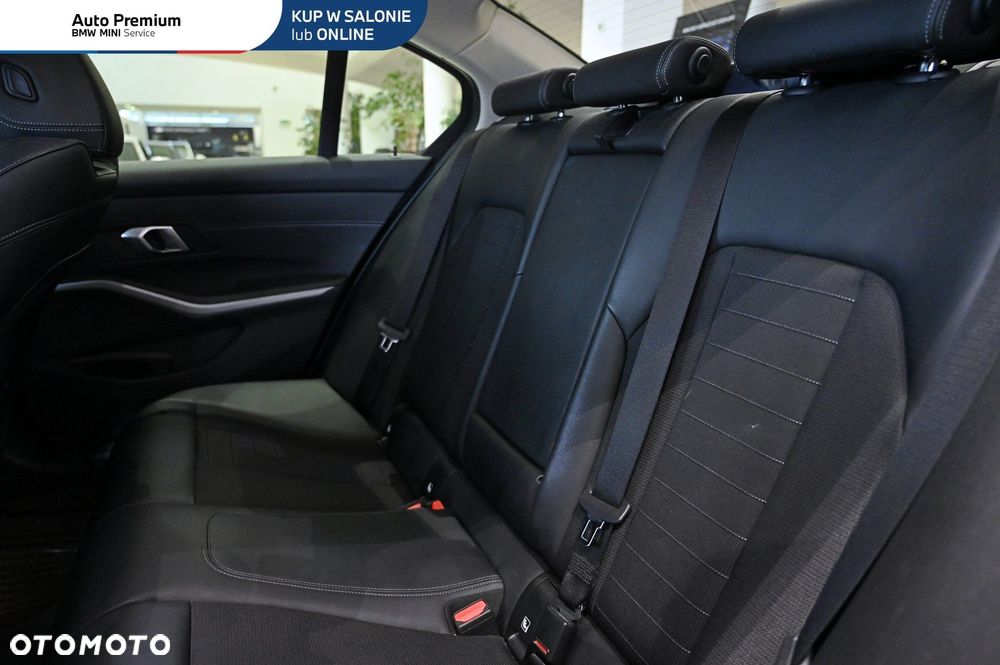 BMW Seria 3 320d xDrive Advantage - 14