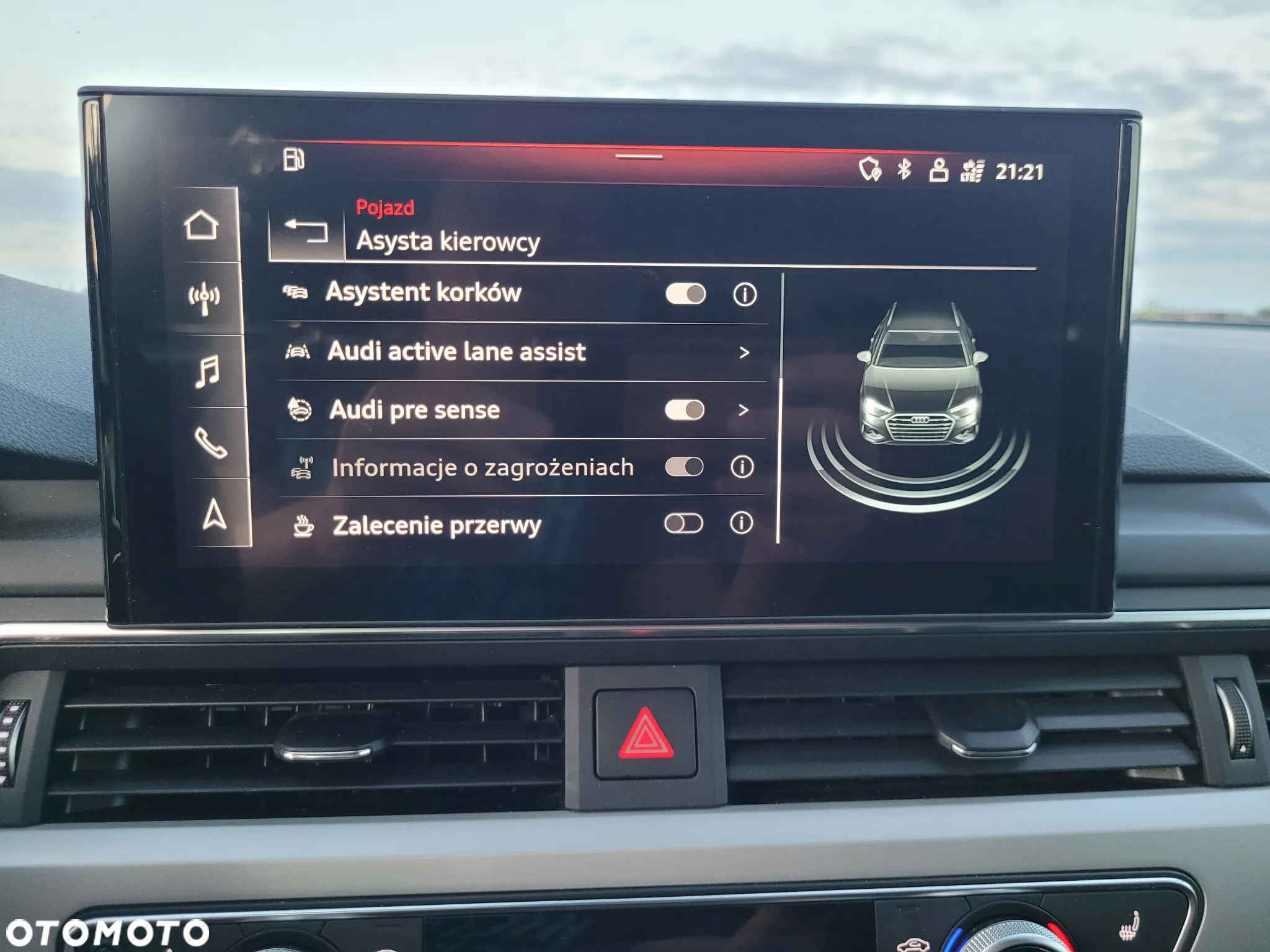 Audi A4 Avant 40 TFSI S tronic - 12